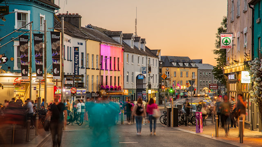 Galway After Dark: 9 Fun Nightlife Experiences for Night Owls